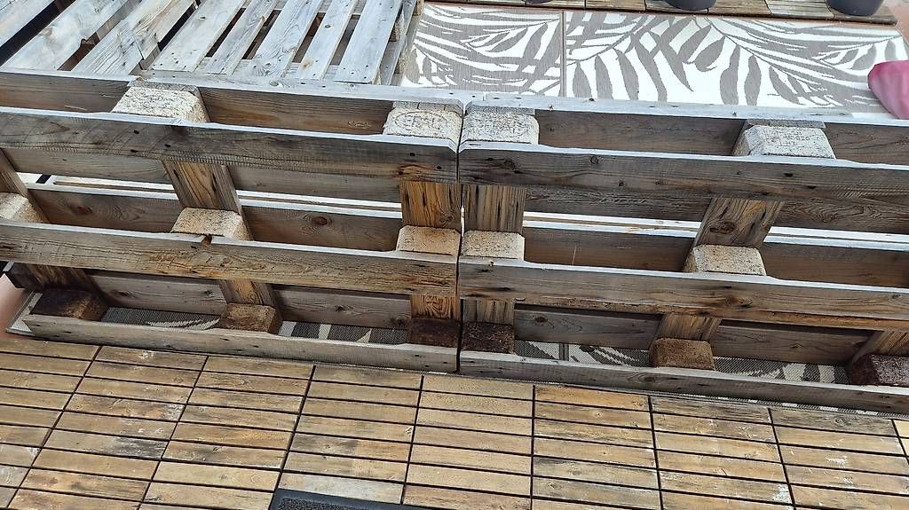 Pallets: Paletten – Usato da Unterentfelden venduto da Laric26 2