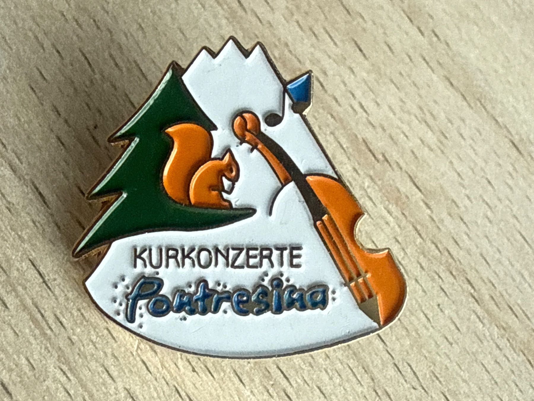 Placchette & Badge: Pin Kurkonzerte Pontresina – Usato da Glattbrugg venduto da Schweigmatt