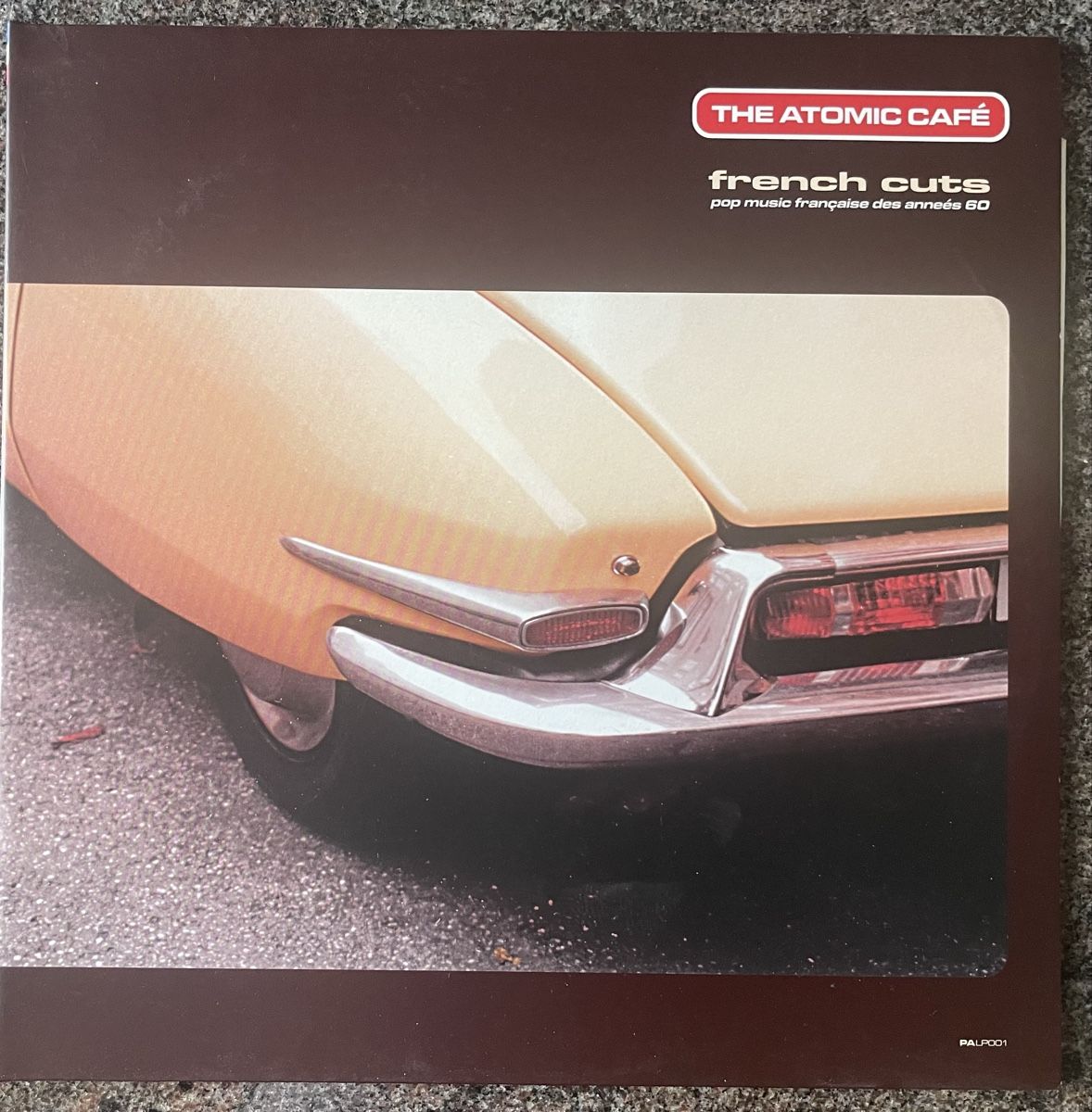 Dischi in vinile: The Atomic Café - french cuts - 2 Vinyl LP  – Usato da Olten venduto da Bluespapst