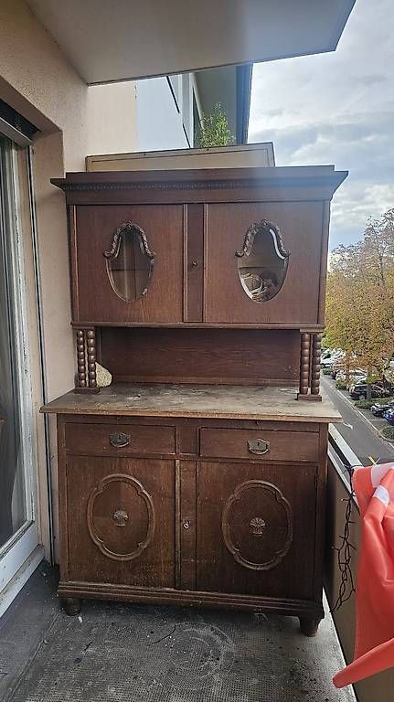 Armadi: Buffet Schrank – Usato da Basel venduto da FatTardigrade