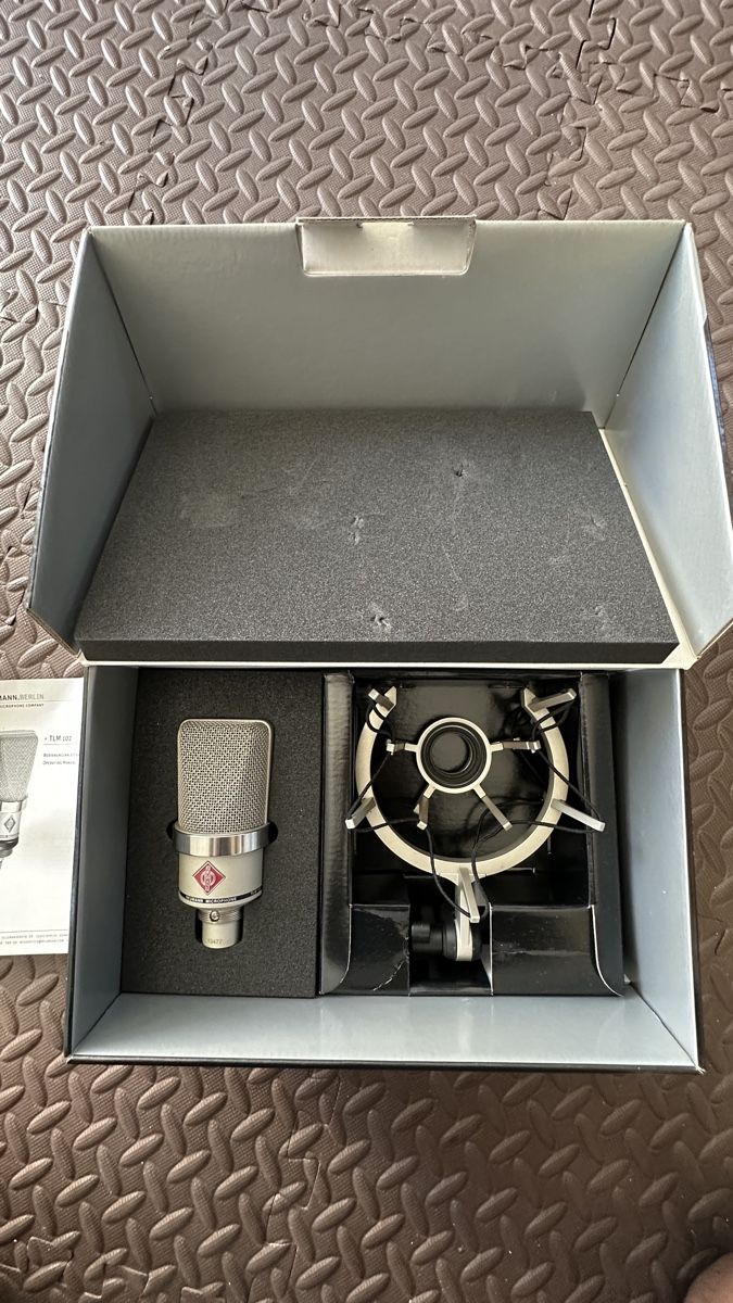 Neumann Microfoni: Neumann TLM 102 Studio Set + Original EA 4 Spinne + Box – Usato da Niederlenz venduto da CHAUsHypeWorld 1
