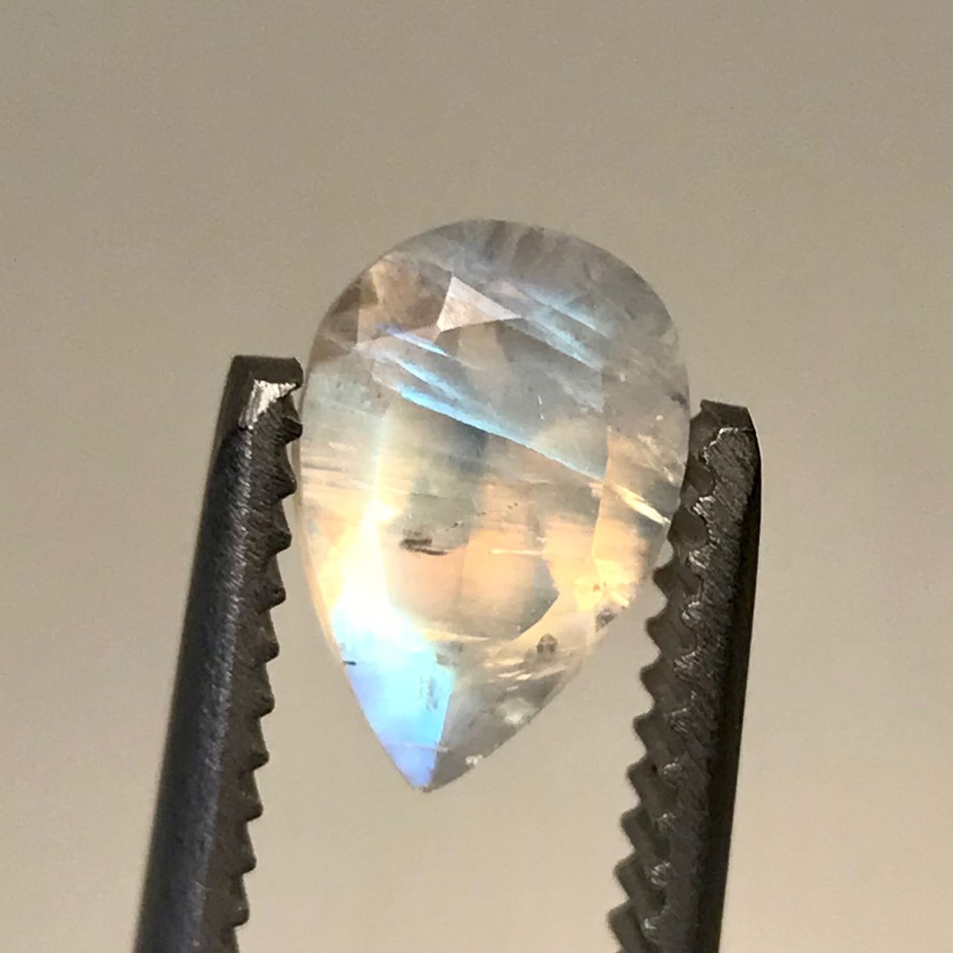 Pietre preziose: Regenbogen Mondstein, 1.2 Karat, weisser Labradorit – Nuovo (secondo la descrizione) da Biel venduto da djvalbnc 4