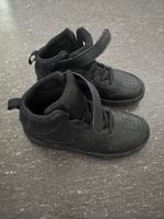 Nike Klettverschluss, Grösse 32, Top Zustand!