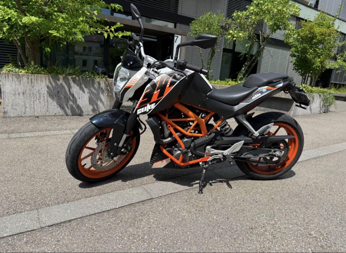 KTM Altro: Ktm duke 390 – Usato da Wangen an der Aare venduto da dus_nnf8