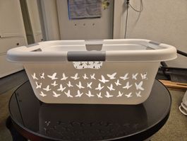 Wäschekorb weiss mit Vogelmuster guter Zustand