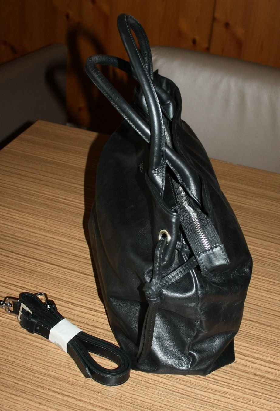 Borse da donna: Handtasche JACKY & CELIN schwarz – Usato da Flüelen venduto da DiversicumAccessoire 2