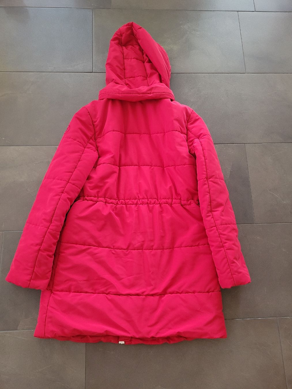 Tommy Hilfiger Mäntel: Rote Winterjacke Tommy Hilfiger, Grösse S – Neu (gemäss Beschreibung) aus Oensingen von Szofi82 8