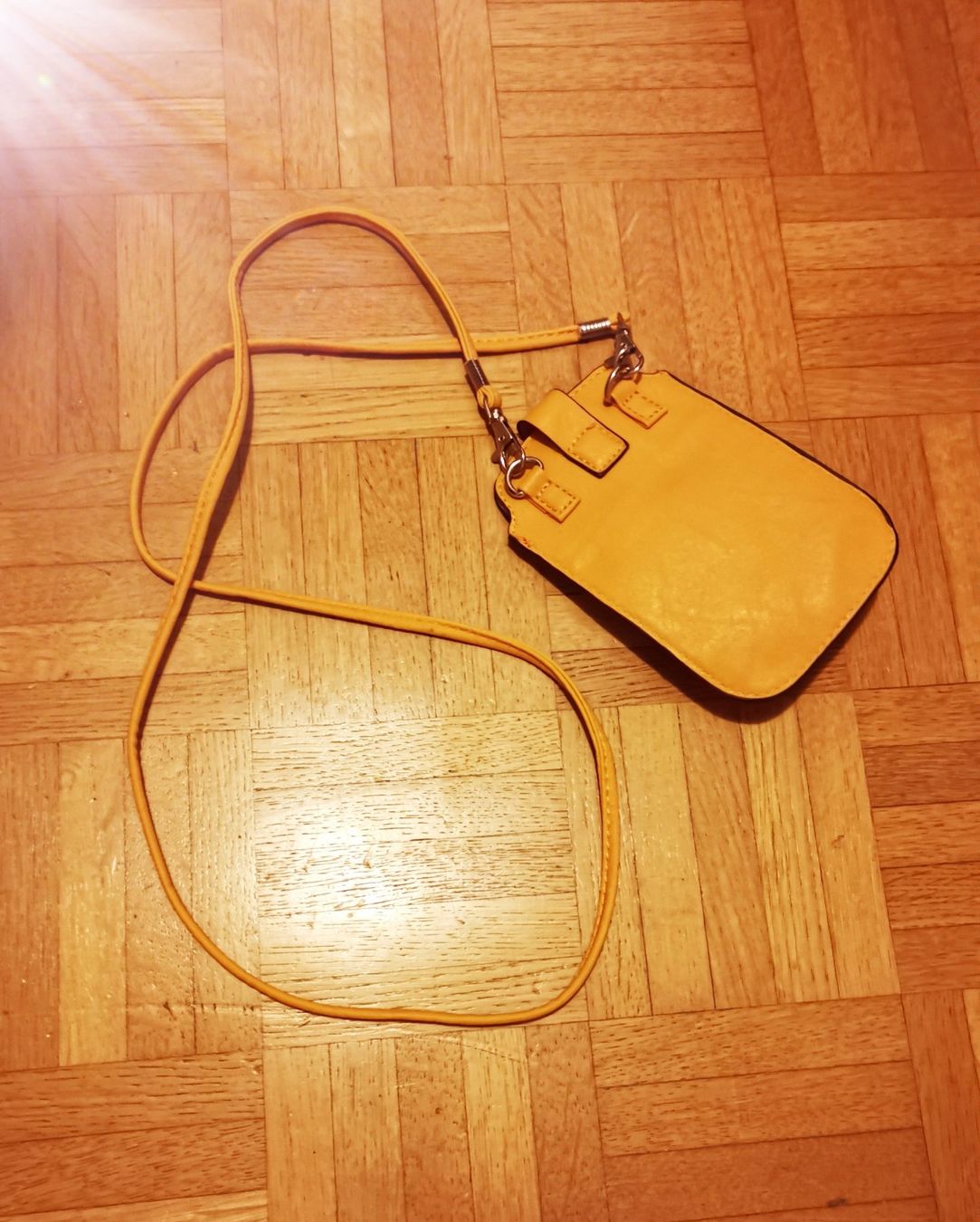 Borse da donna: Tasche Handy - / Umhänge - Tasche – Usato da Zürich venduto da Pokiemon 5