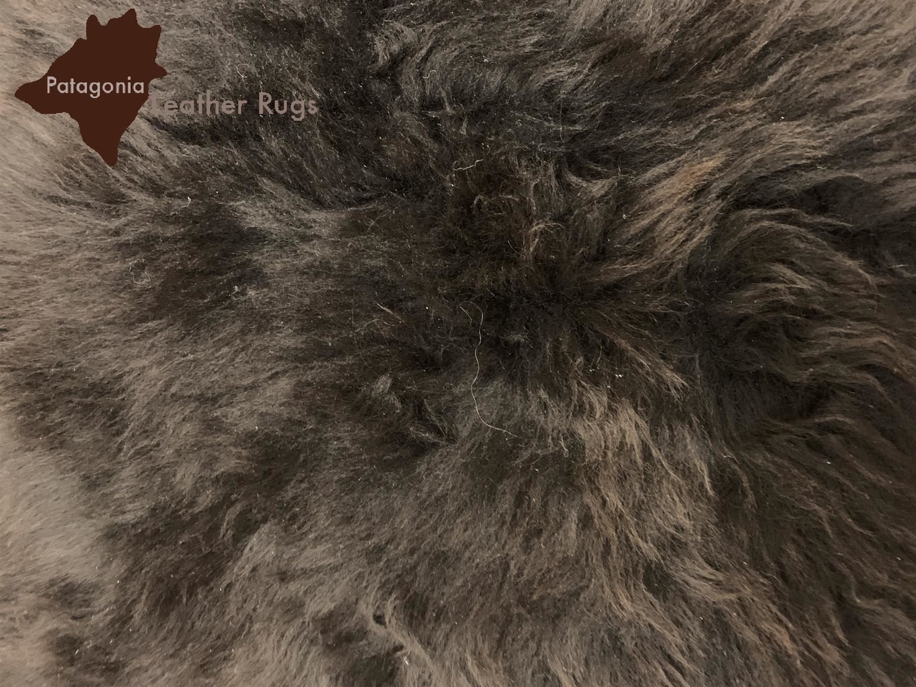 Tappeti: Lammfell Teppich Brown – Nuovo e nell'imballaggio originale da Arbedo venduto da patagonialeatherrugs 2