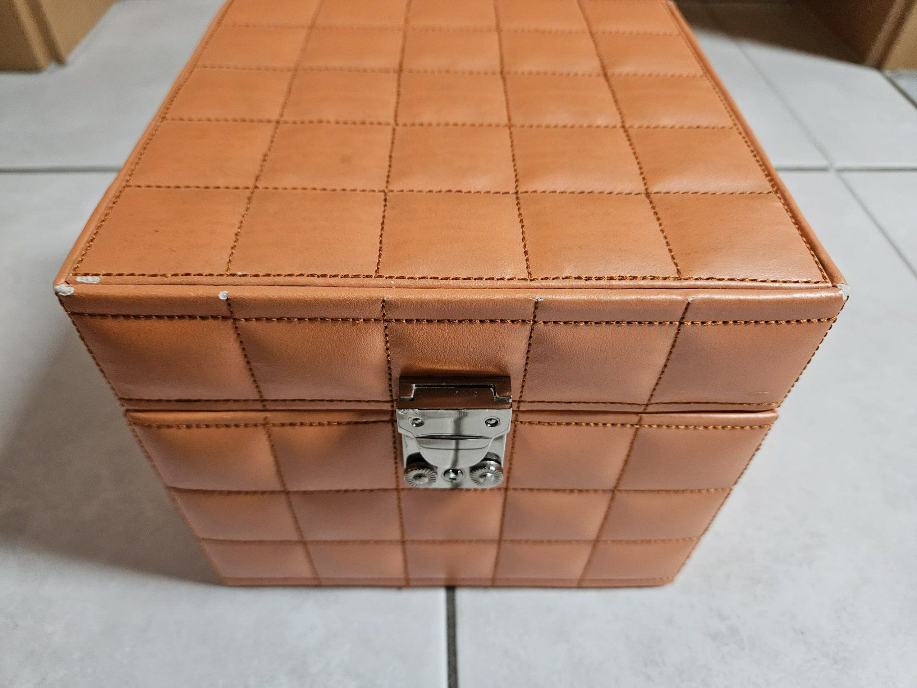 Portagioie: Schmuckschatulle orange – Usato da Birrhard venduto da pas_5sl2 2