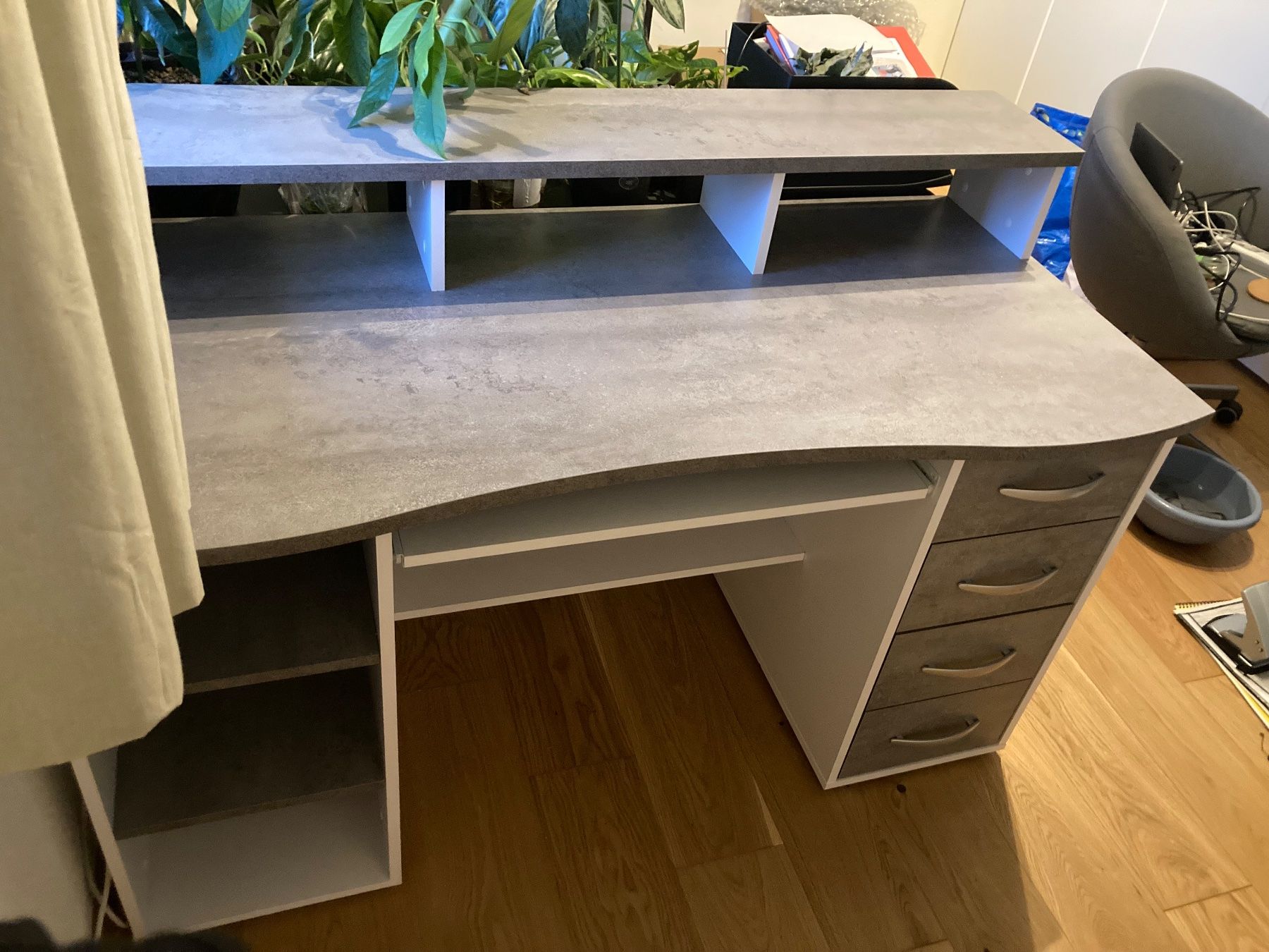 Conforama Scrivanie: Bürotisch / Schreibtisch / Pult – Usato da Wichtrach venduto da Aramis3628 2