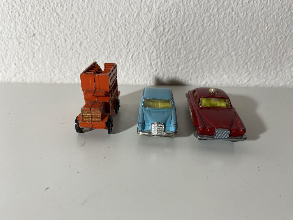 Modellini d'auto: 2 husky Autos & 1 no name – Usato da Winterthur venduto da ben_9vxx 2