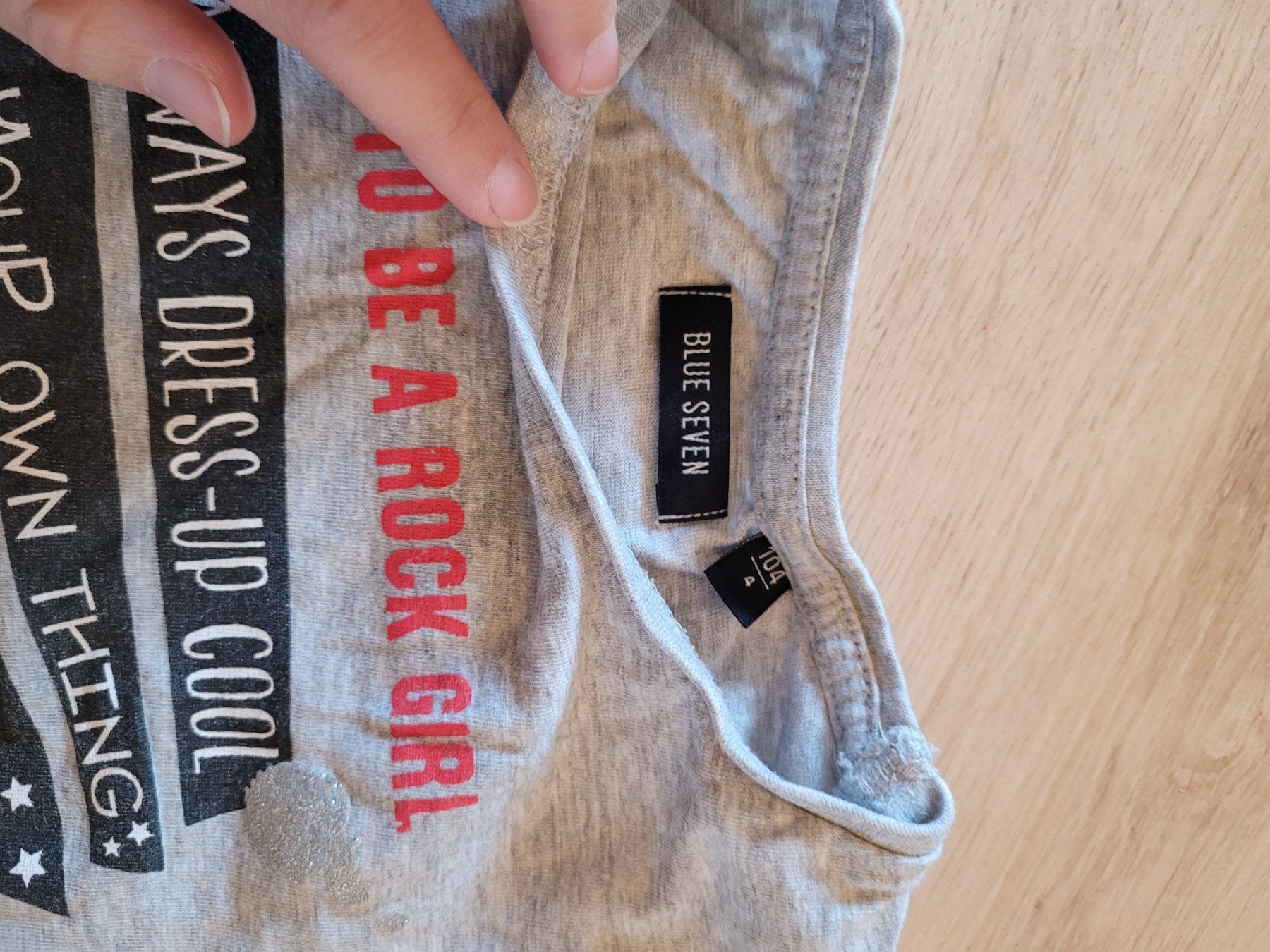 Pullover & Sweatshirts: Dünner Pullover Grösse 104 – Gebraucht aus Lupsingen von sta_wgg5 2