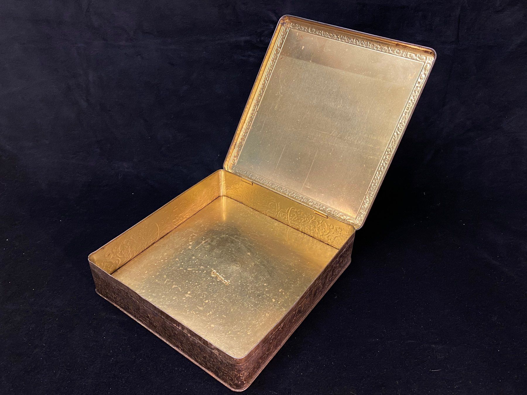 Barattoli: Vintage Blechdose "Oulevay SA", Made in Belgium – Usato da Schaffhausen venduto da VintageCity 4