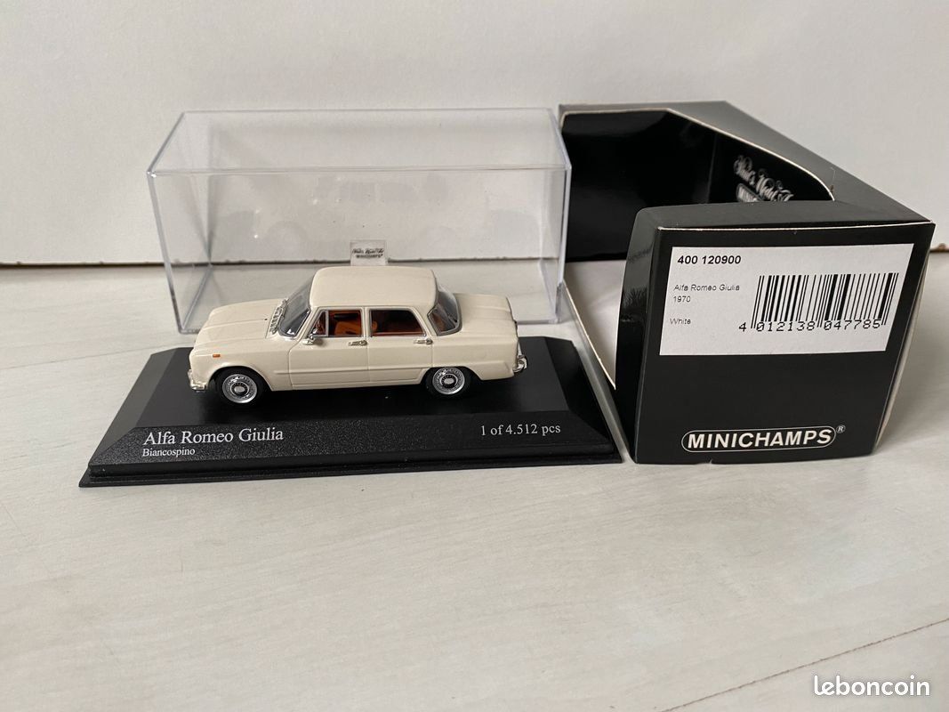 Alfa Romeo Modellini d'auto: Alfa Romeo Giulia (1970) – Nuovo e nell'imballaggio originale da Flawil venduto da Imperiosud 1