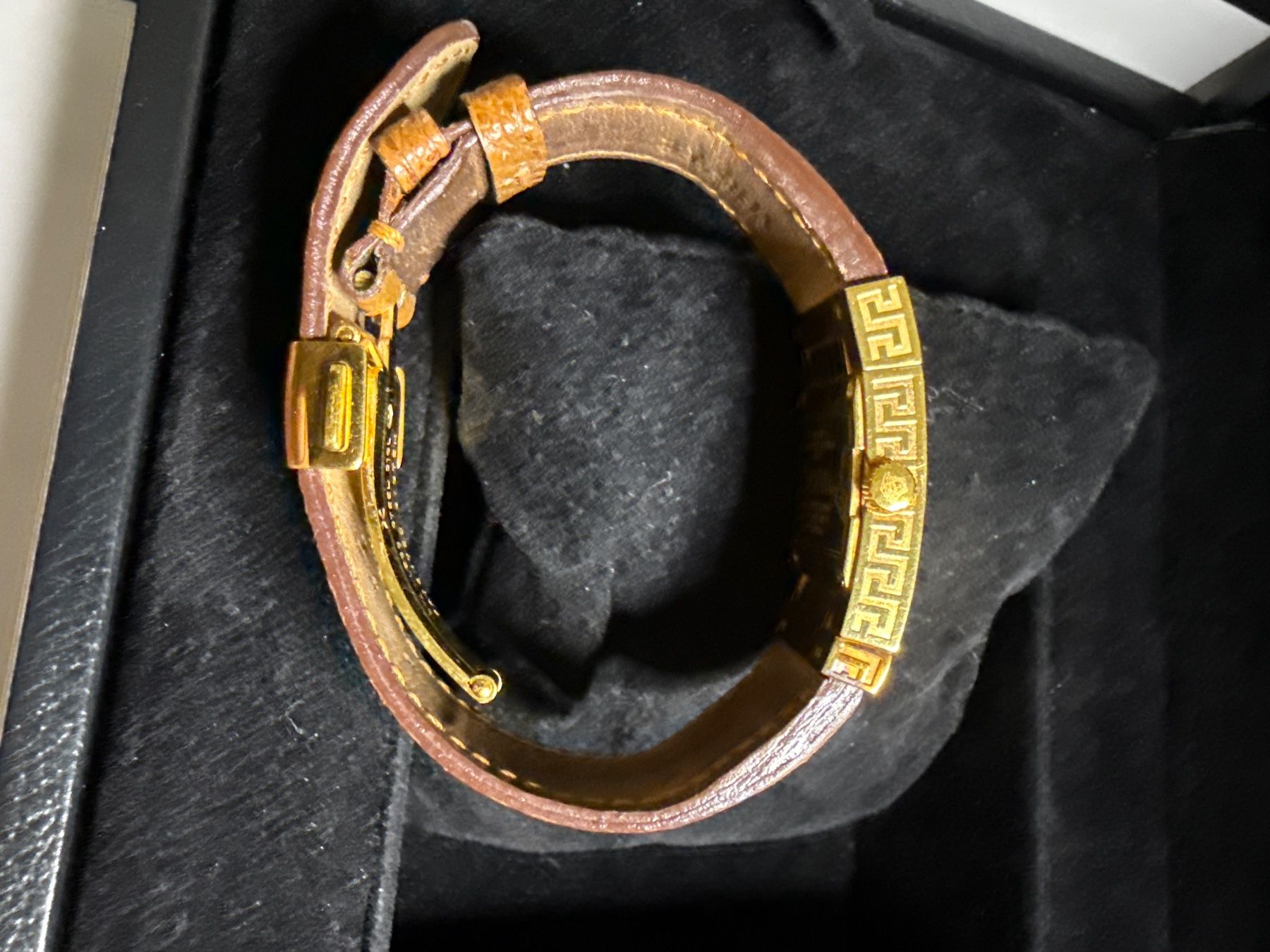 Versace Uhren: Versace 18 mm Quarz – Gebraucht aus Pfeffingen von Allhandelklgwatches 3