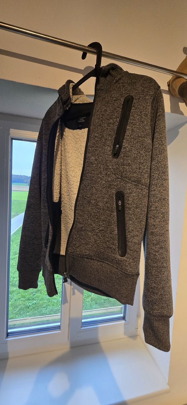 Vestes: Jacke – D'occasion à Adlikon par SkodaFabia92 2