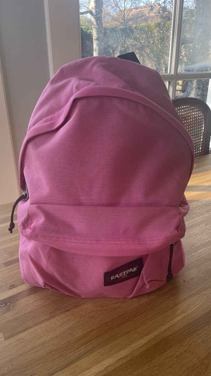 Eastpak Zaini: Sac à dos Eastpak rose – Usato da Troinex venduto da nadinebmichaelson 1