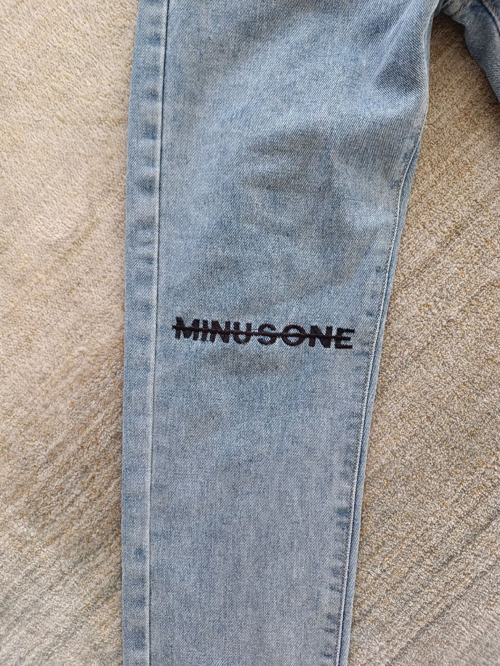 Jeans: JEAN IMPRIMÉ 34 – Usato da Sierre venduto da shirley04 7