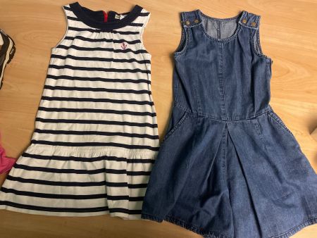 2 zuckersüesse Jumpsuit/Sommerröckli Gr.116