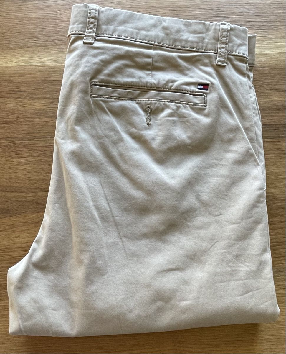 Tommy Hilfiger Pantalons: Herrenhose Tommy Hilfiger beige – Neuf (Voir description) à Steffisburg par santra 2