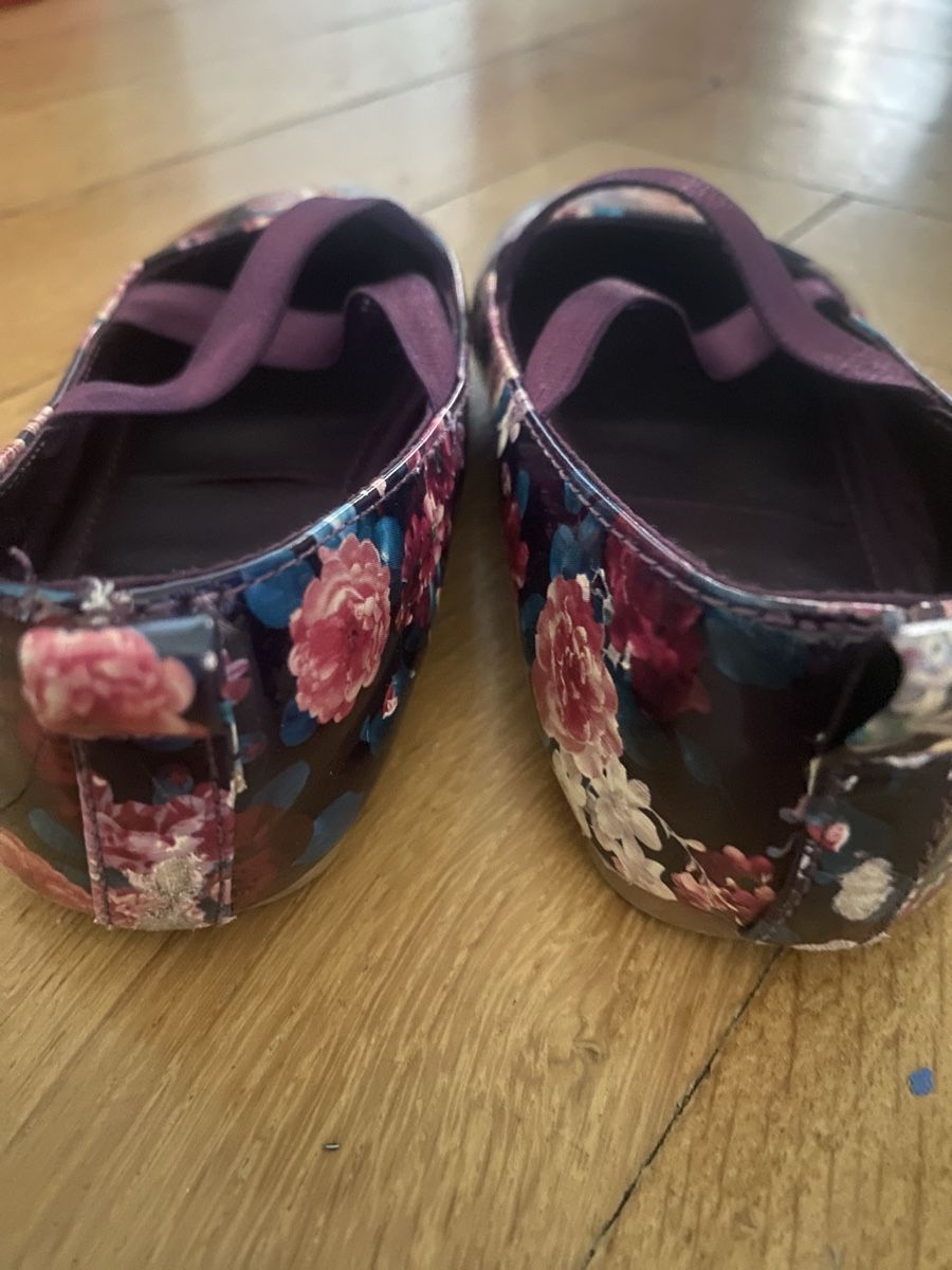 Scarpe per ragazze: Blumen-Ballerinas, Gr. 26 – Usato da Bern venduto da Elisa64 1
