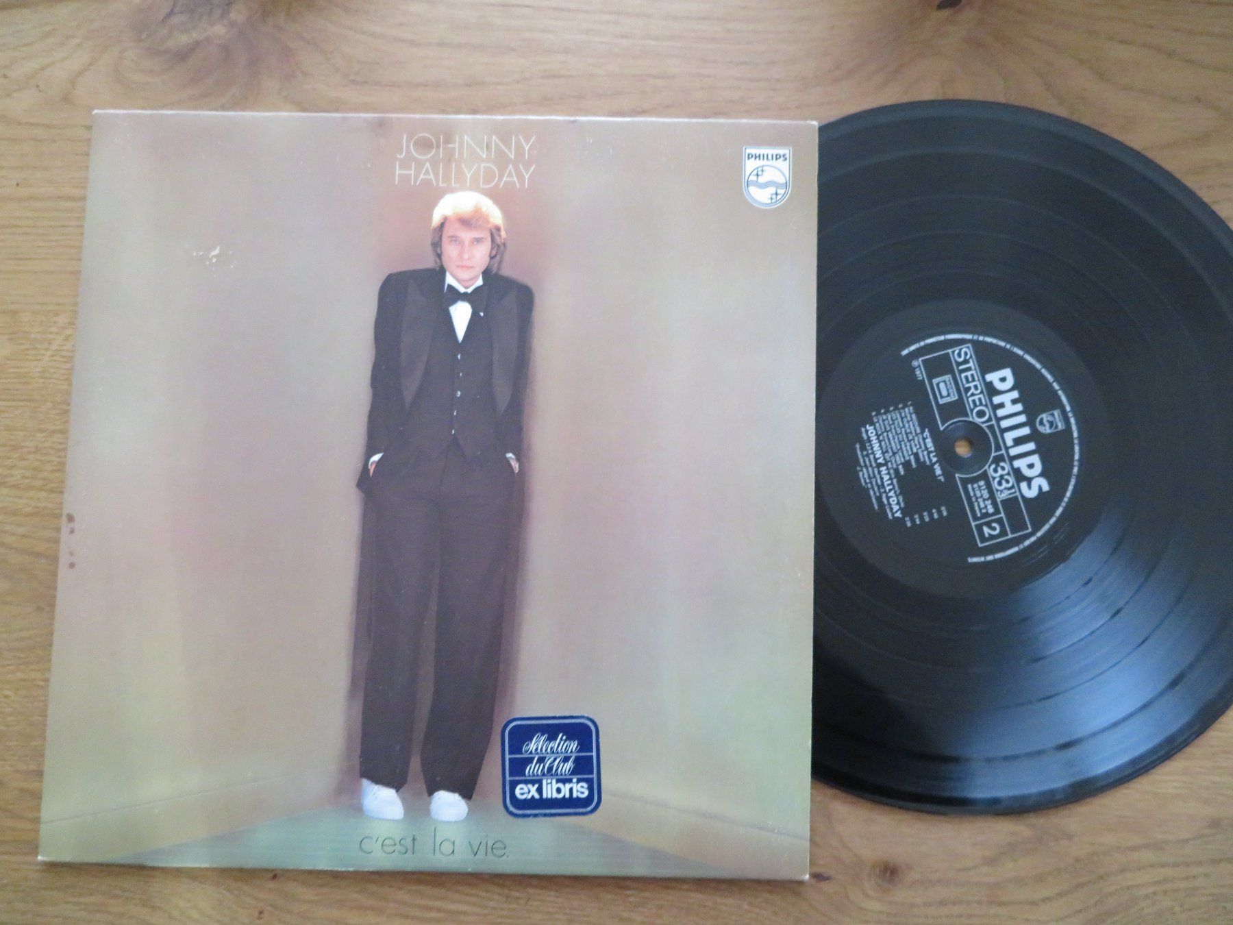 Dischi in vinile: JOHNNY HALLYDAY C EST LA VIE – Nuovo (secondo la descrizione) da Zürich venduto da max_cp5f
