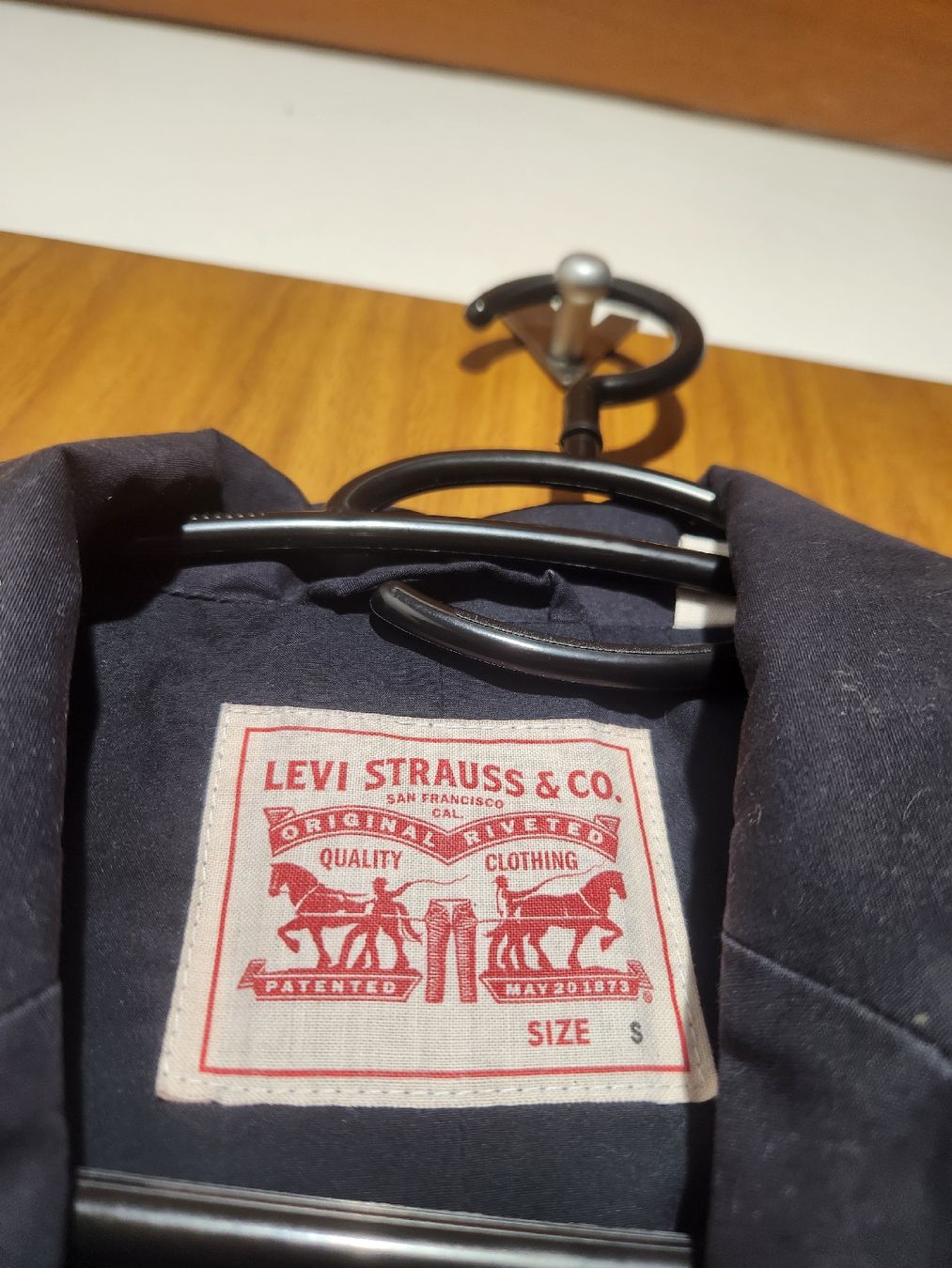 Levi's Cappotti: Trench-coat Levi's S/M coton – Usato da Niedergösgen venduto da Eva2410 8