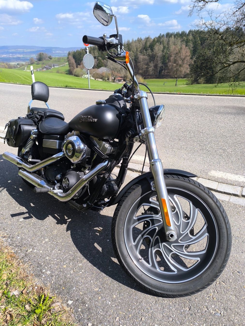 Harley-Davidson Cruisers: Super Occasion!!!! – D'occasion à Steinmaur par Milio71 1