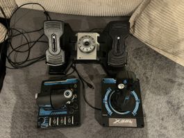 Saitek X-55 Rhino HOTAS Joystick et Pédales, parfait!
