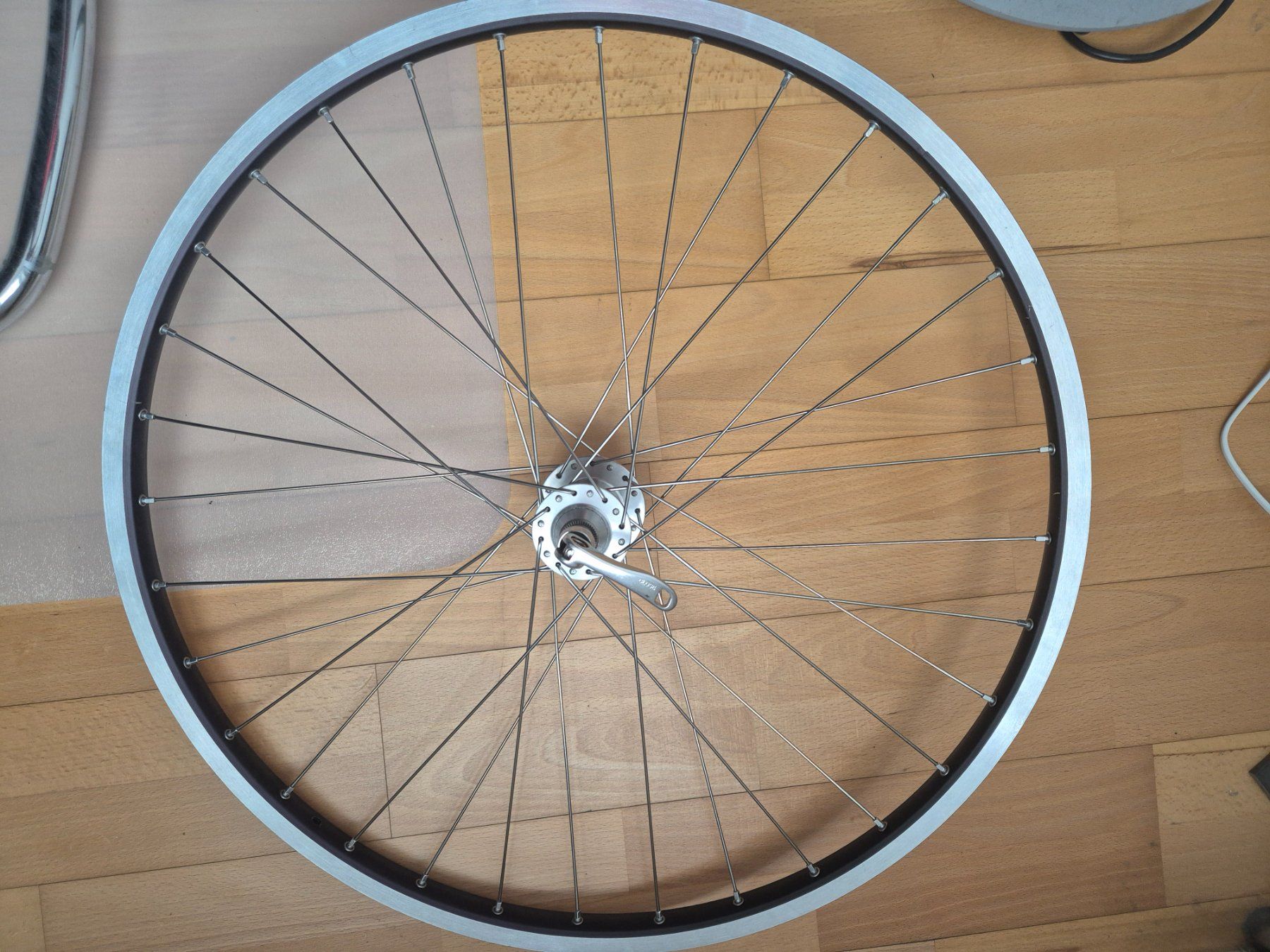 Pezzi di ricambio: DT Hügi Vorderrad 26Zoll Neu – Nuovo (secondo la descrizione) da Oberstammheim venduto da Bikescout 1
