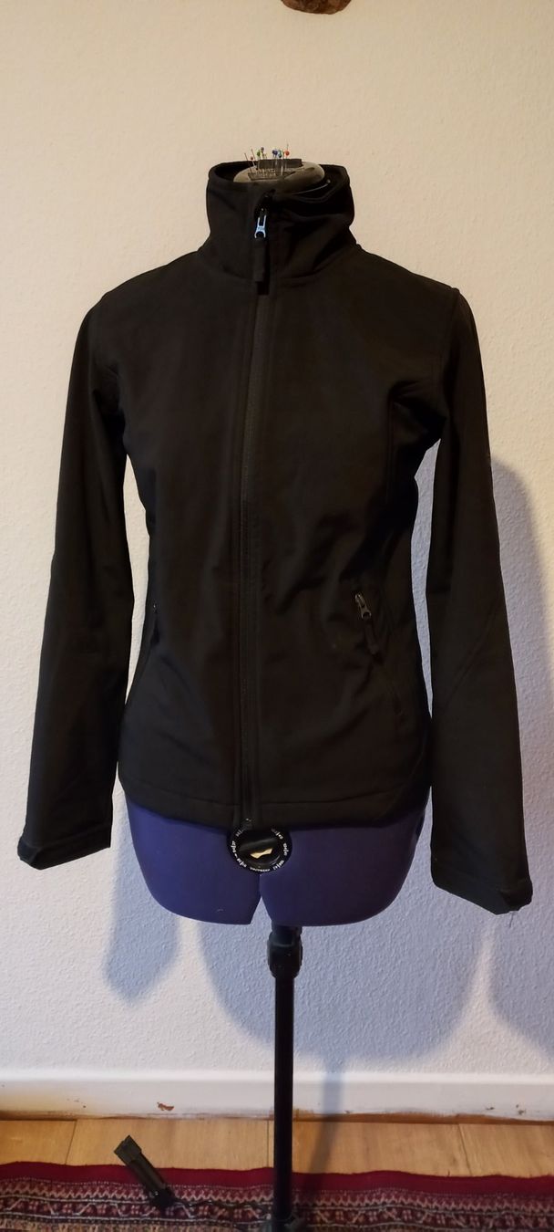 Mckinley Giacche: Veste soft shell Mc Kinley – Usato da Bellelay venduto da Ysmet