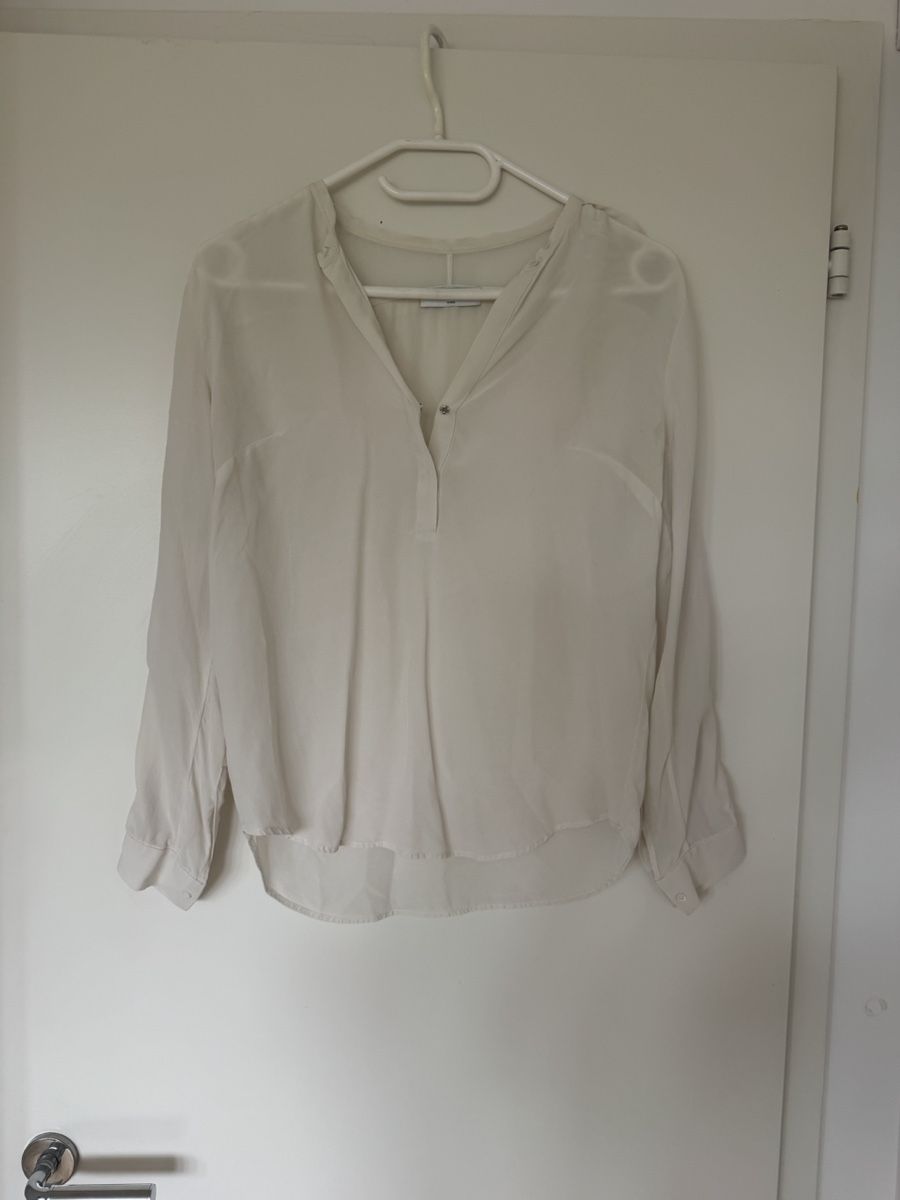 Sandro Camicette: Elegante, weisse Seidenbluse von Sandro – Usato da Zürich venduto da Chanelle07