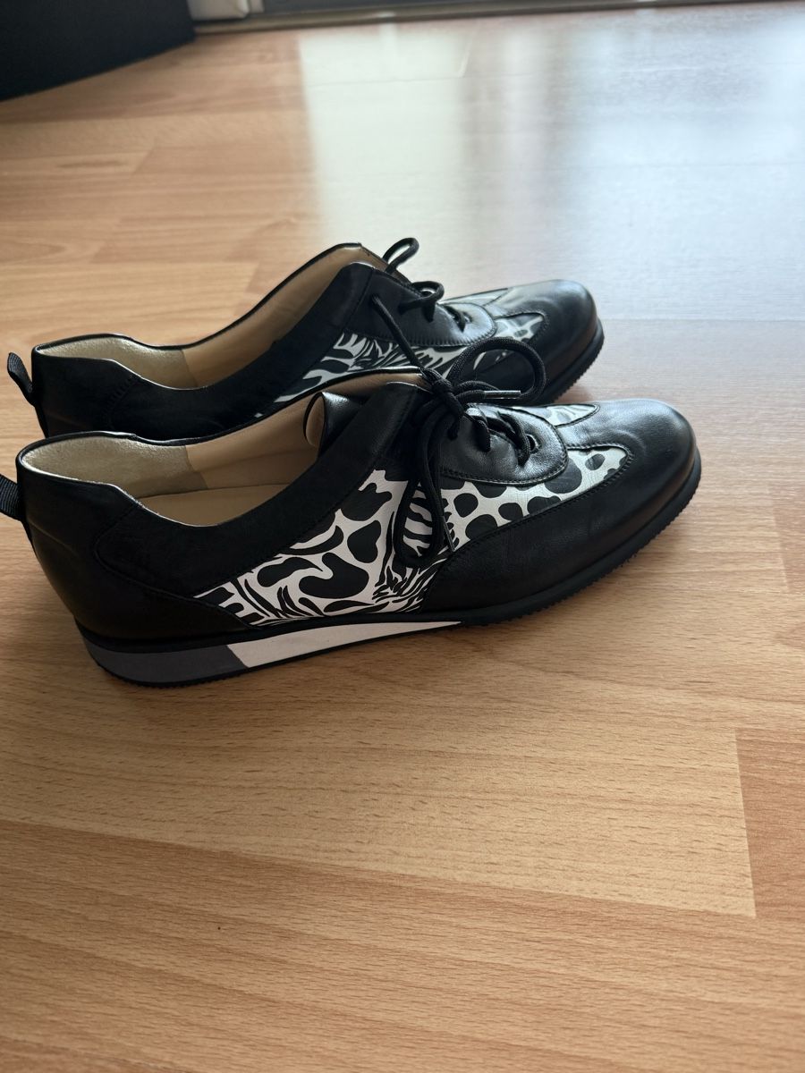 Scarpe da uomo: Brunate-Leather Shoes,Size 39.5 – Nuovo (secondo la descrizione) da Zürich venduto da son_lyv6 5