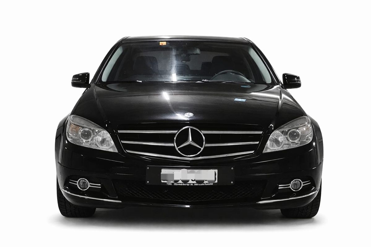 Mercedes-Benz Automobili: MERCEDES BENZ C250 – Usato da Gränichen venduto da R.7 7