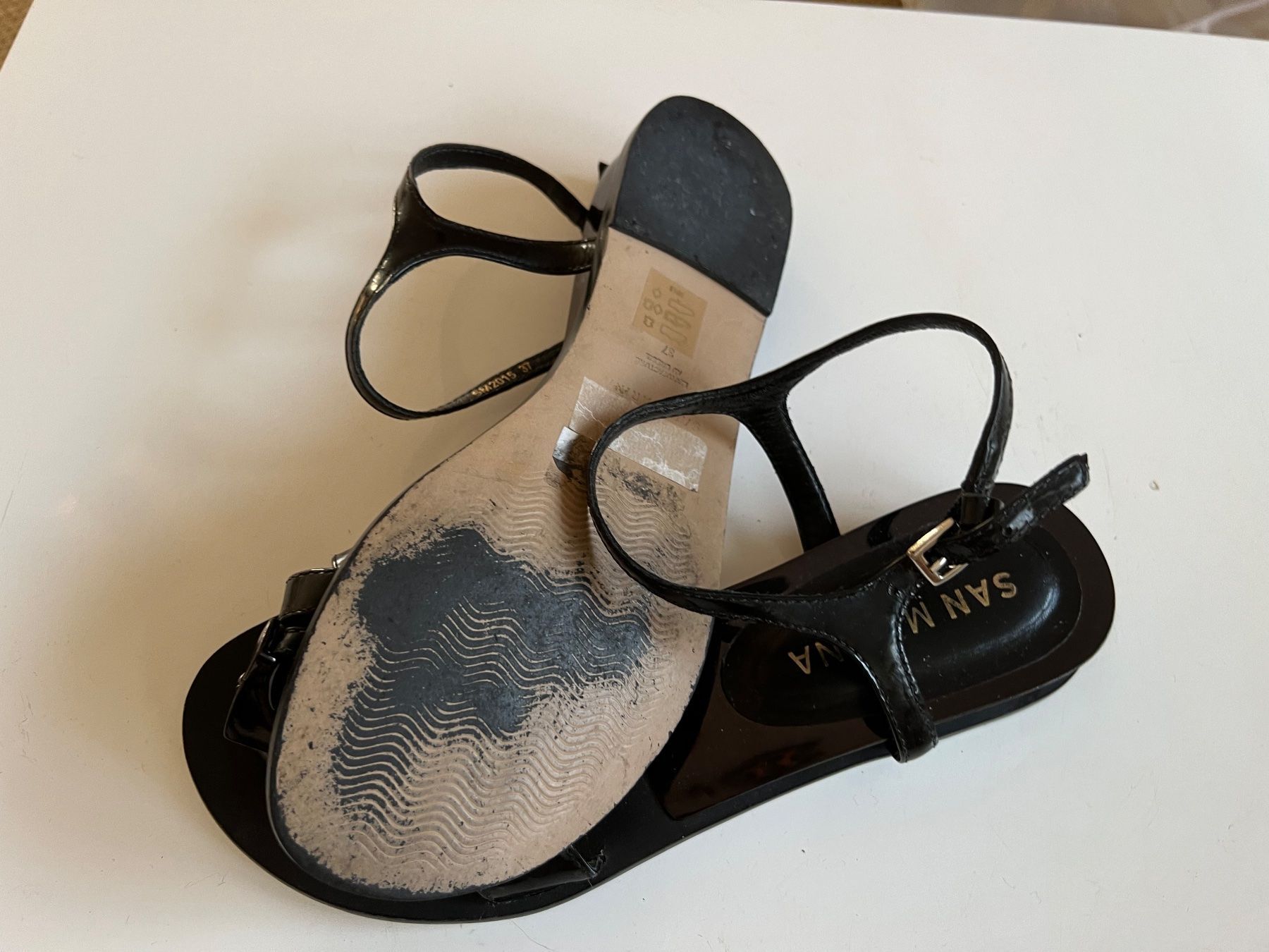 Scarpe da donna: San Marina – Usato da Pully venduto da Kalissa 5