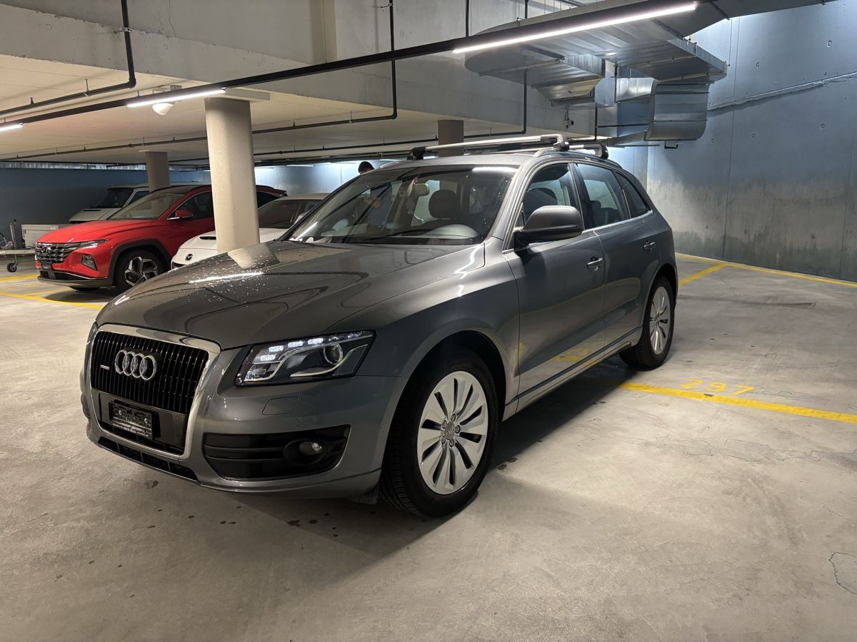 Audi Automobili: Audi Q5 Hybrid – Usato da Einsiedeln venduto da bor_rxm8 5