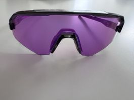 Sportbrille mit violetten Gläsern neuwertiger Zustand