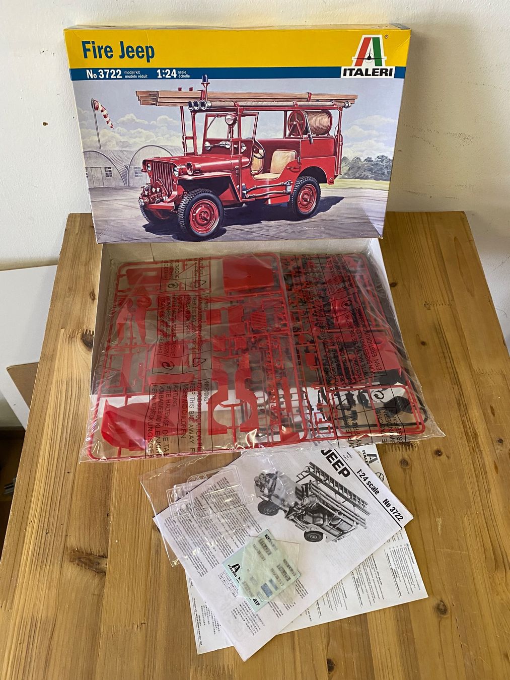 Italeri Kit di modellismo & Modellini statici: Fire Willy Jeep 1:24 Italeri – Nuovo e nell'imballaggio originale da Zürich venduto da Matteo6 2