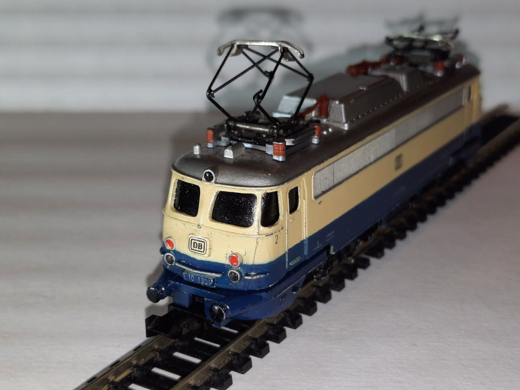 Trix Modellini di ferrovie: Minitrix DB E10 1309 aus Set 1904, gebraucht, siehe Bilder – Usato da Malleray venduto da dd2501 3