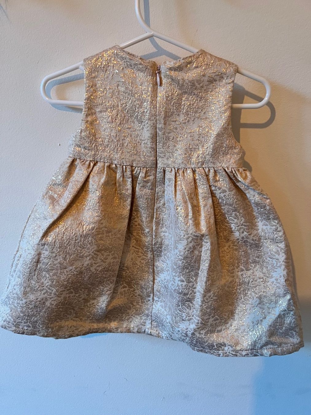 C&A Vestiti & Gonne: C&A Babykleid 74cm Weihnachtskleid – Usato da Adliswil venduto da youngbee 2