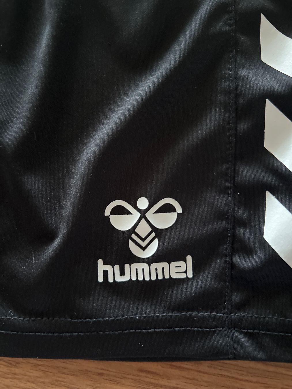 Pantaloni: Sporthose der Marke Hummel schwarz – Usato da Magden venduto da ctw_mp7b 1