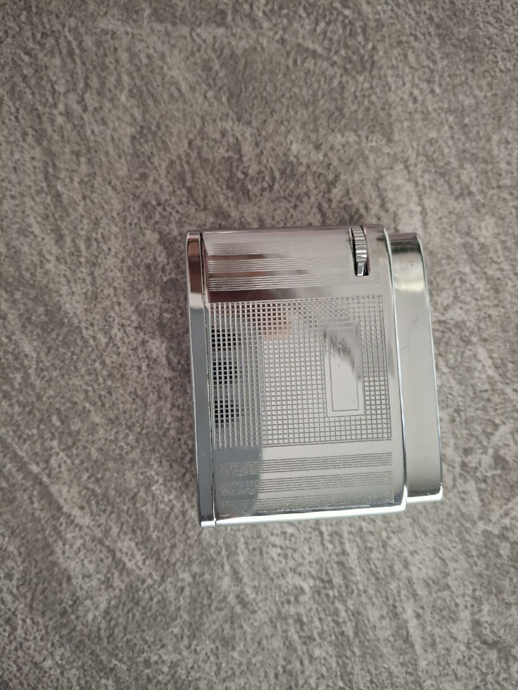 Zenith Accendini: Zenith vintage Feuerzeug Ab,1.- Chf. – Difettoso da Reiden venduto da Flomy-72