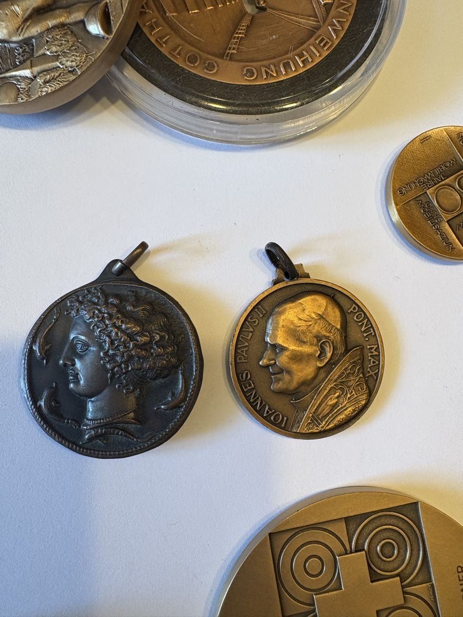 Medaglie: Medaille und 2 Anhänger  – Usato da Murten venduto da Tzaugg 6