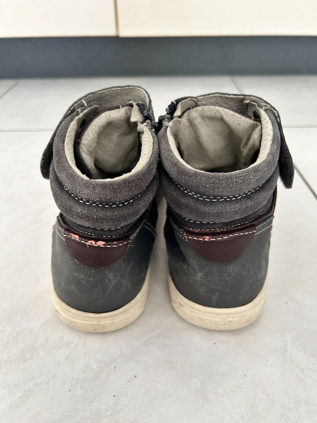 Scarpe per ragazzi: Herbstschuhe set Gr.36 – Usato da Emmenbrücke venduto da LuTi80 5
