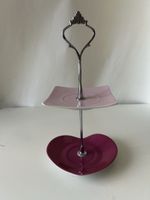 Süsse 2-stöckige Etagere.