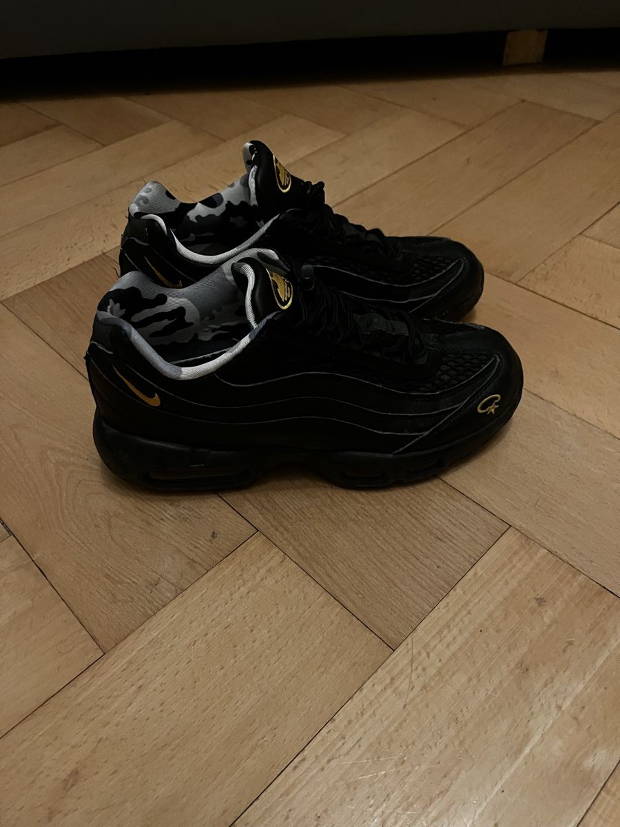 Herrenschuhe: Corteiz Nike AirMax 95 – Gebraucht aus Fribourg von pen_995b 2