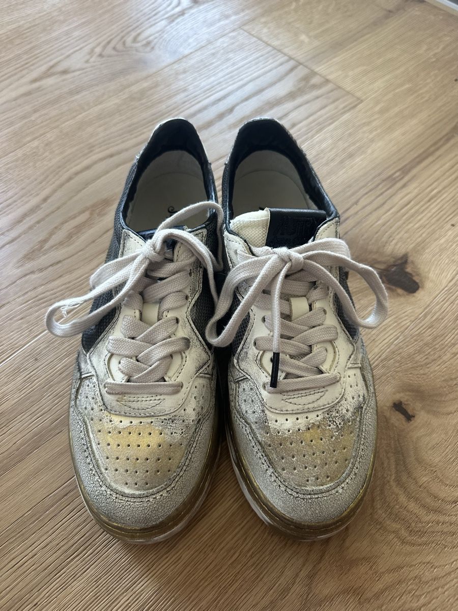 Scarpe da donna: Autry Sneakers Vintage Style – Usato da Wädenswil venduto da Anina.kastner 3