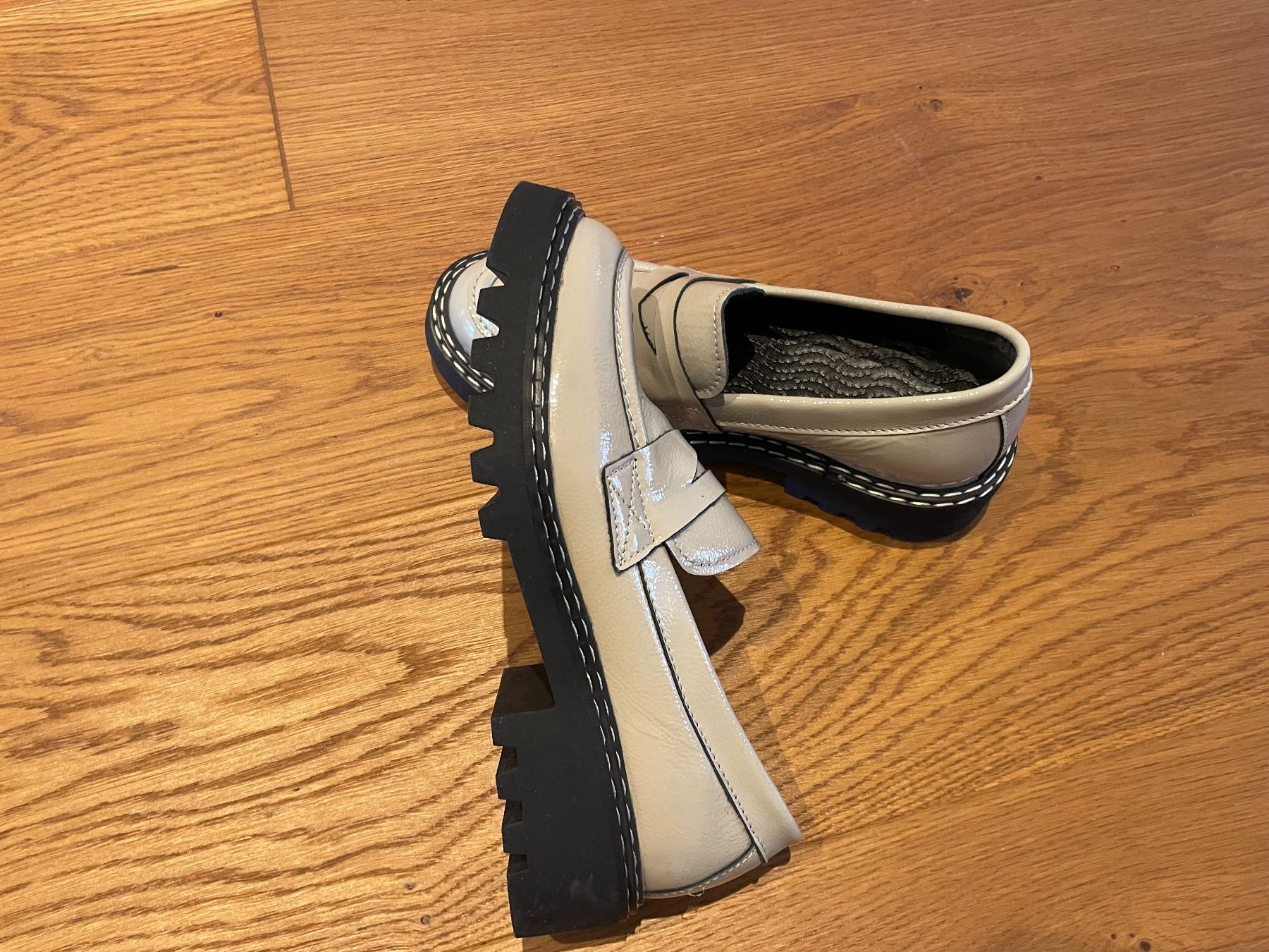 Tamaris Damenschuhe: Tamaris Slipper Damen Gr. 37 – Gebraucht aus Möriken AG von grilli 1
