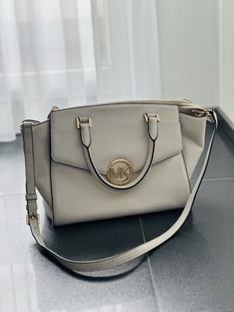 Michael Kors Handtasche, neuwertig, Top Zustand